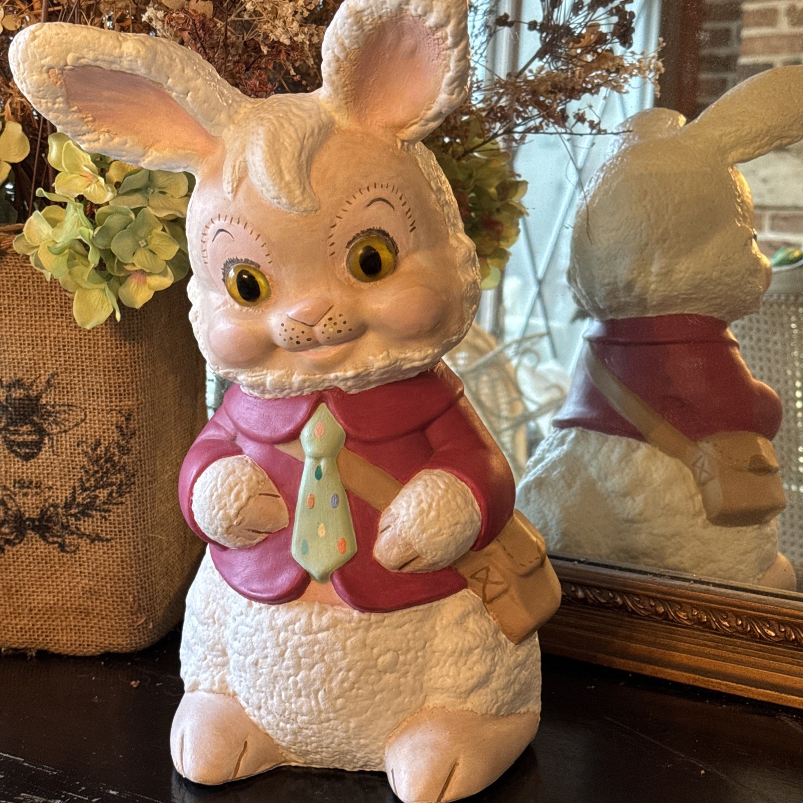Vintage Alberta Molds Hand Painted Ceramic Easter Bunny Rabbit 1986