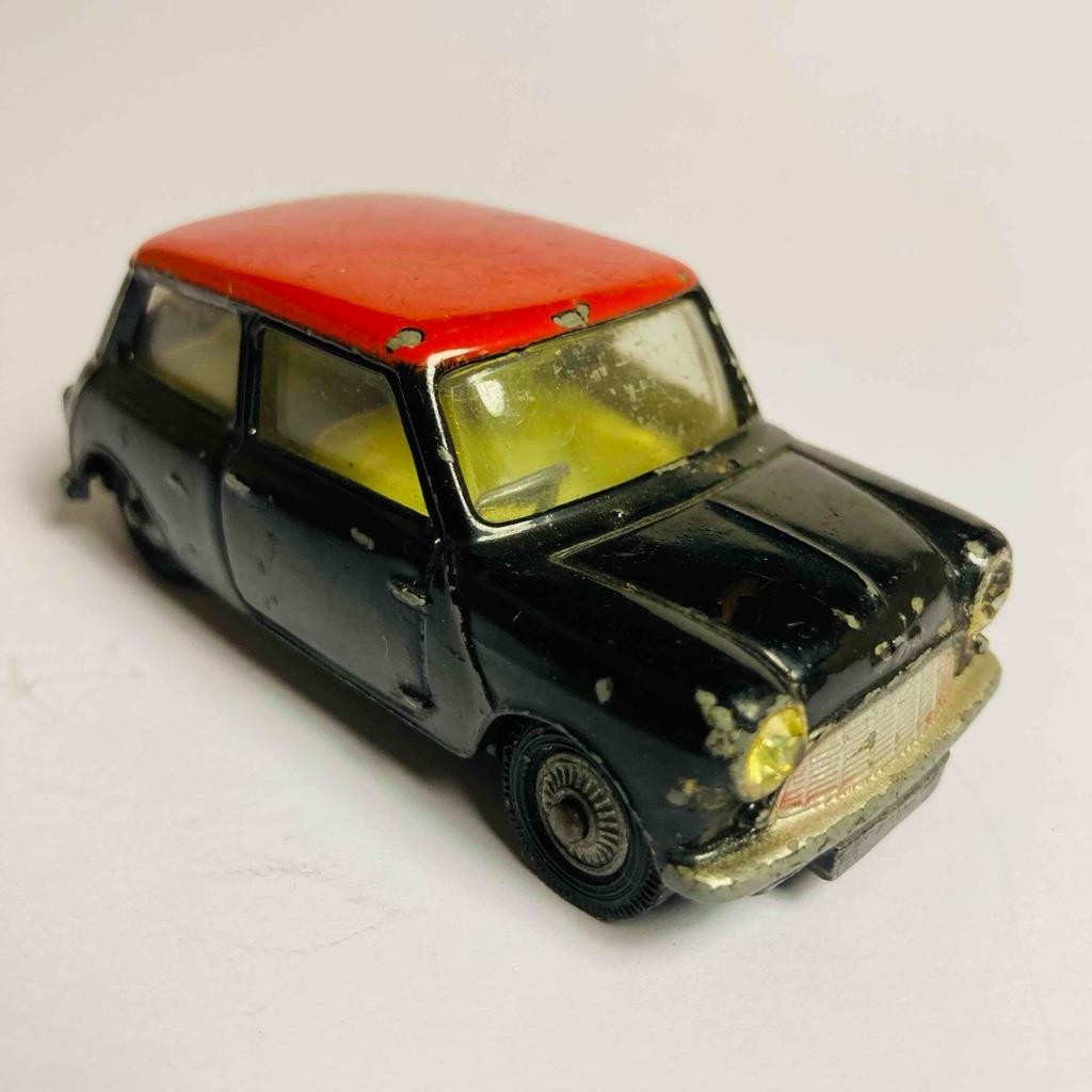 Corgi Toys #249 Morris Mini Cooper Wickerwork - Original Vintage (ref18)