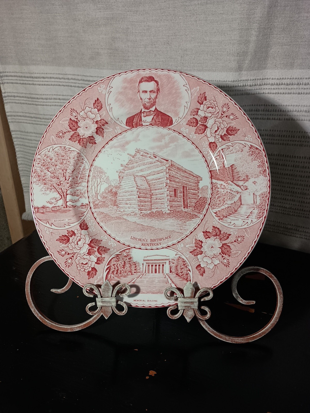Vintage Ceramic Kentucky Plate