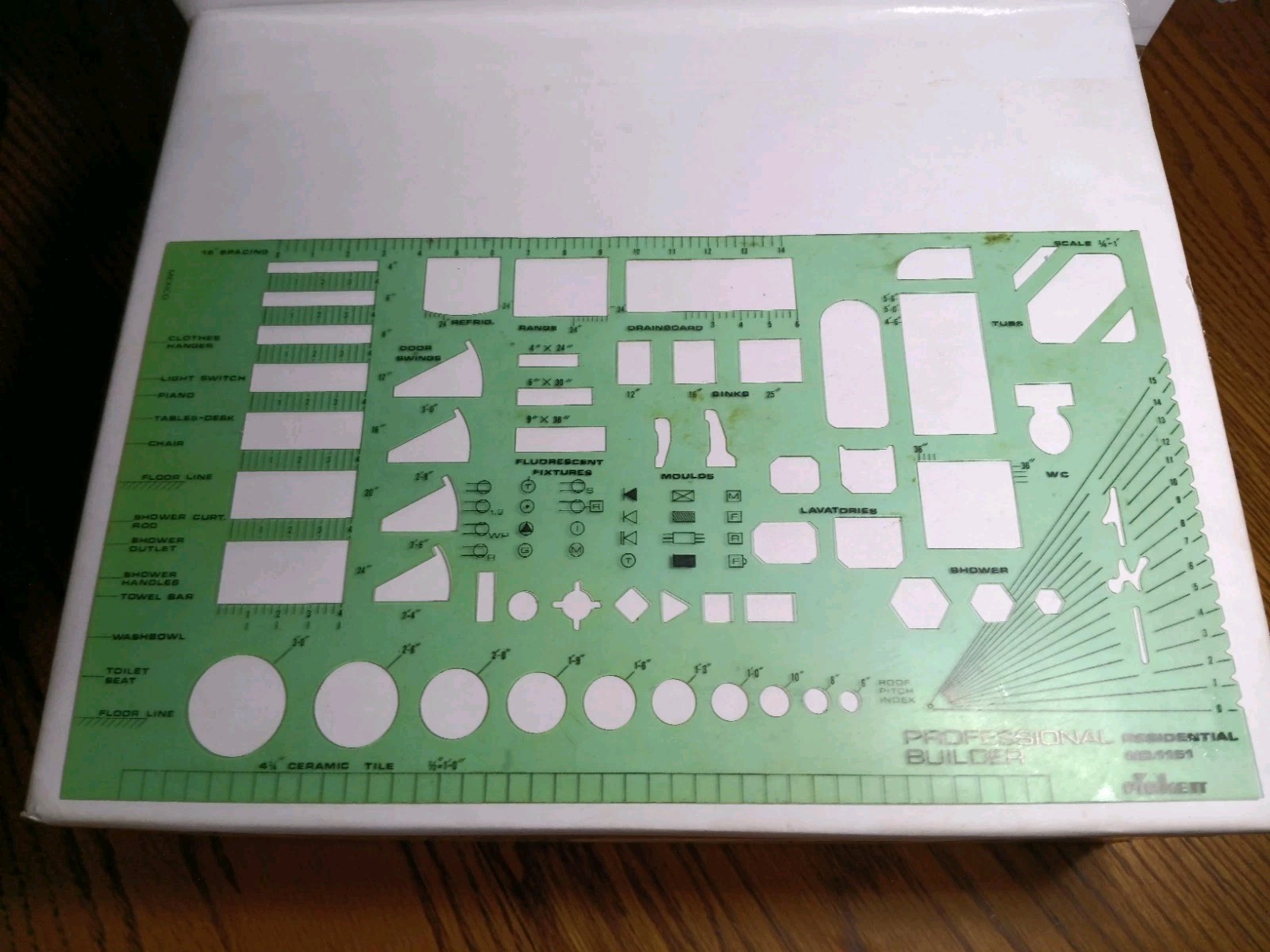 PIckett 1151 House Plan Fixtures Architectural Drawing Template-1/4"=1'0" Draft