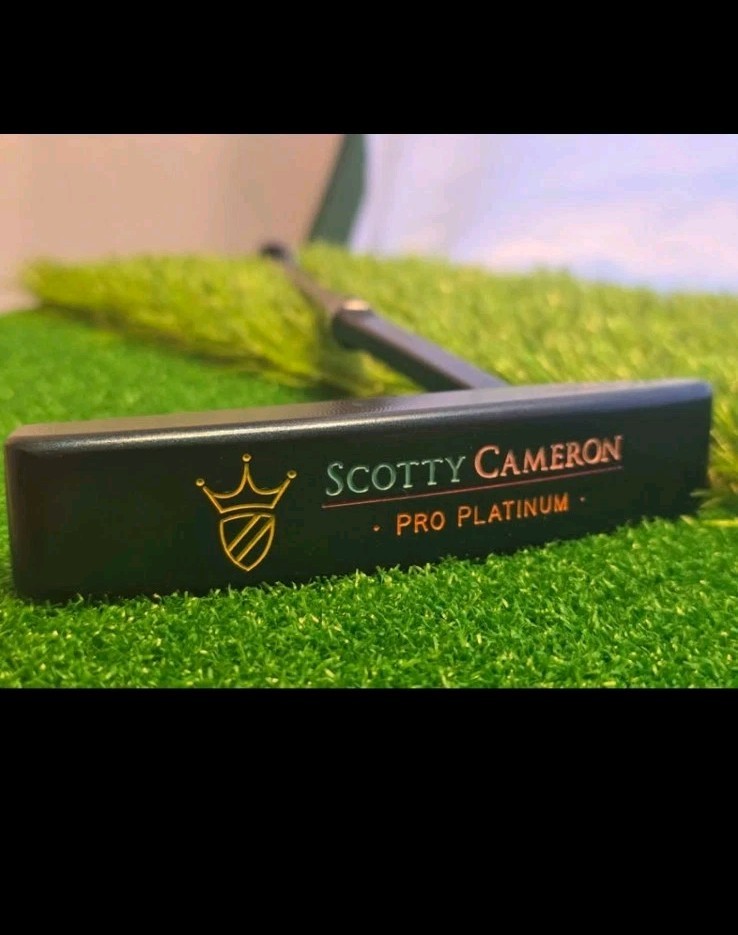 CUSTOM " PAC-MAN" SCOTTY CAMERON PRO  RH with Headcover