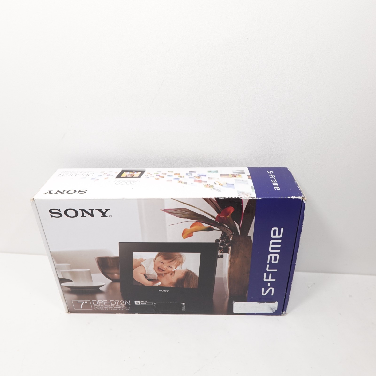 Sony DPF-D72N 7-Inch LCD Digital WVGA 16:10 Photo Frame - Black