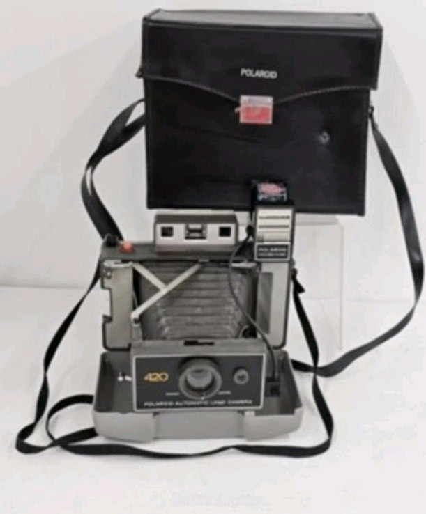 1971 Polaroid 420 Instant Film Camera Untested