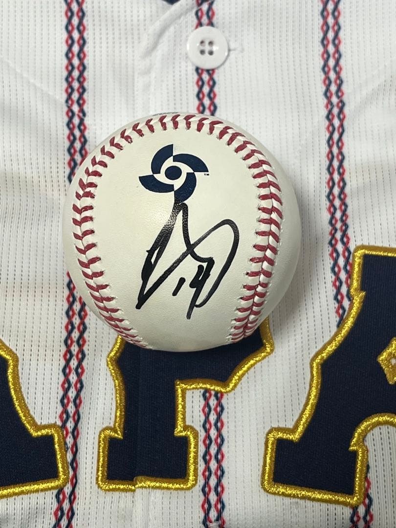 Samurai Japan Ito Autographed Baseball WBC Nippon-Ham Fighters Game