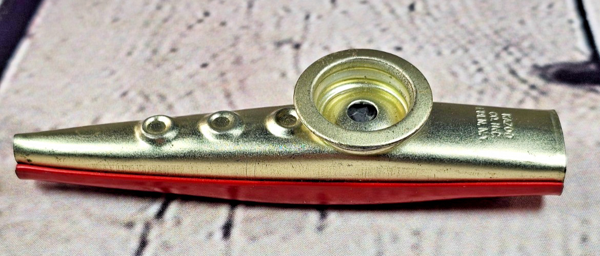 VTG Silver & Red Metal Kazoo Co Inc Eden NY Musical Instrument USA Made Classic