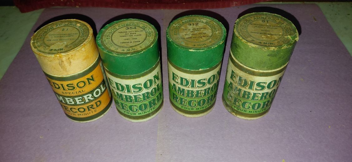 Edison 4-M Amberol Wax Cylinder Records ☆ Matching Lids ☆ $16.00 ☆ Lot of  4
