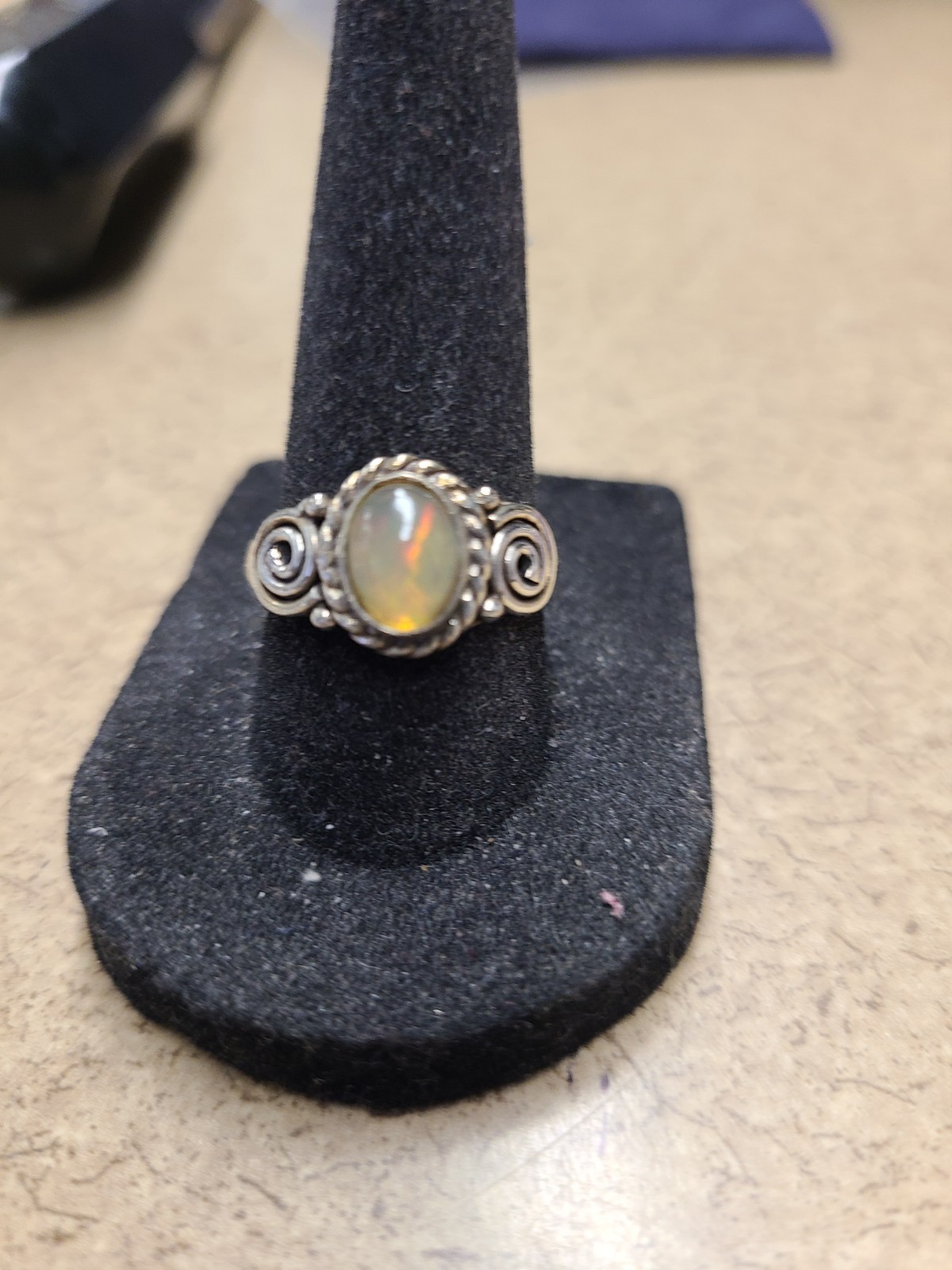 Sterling Silver Agate Ring Size 8.5