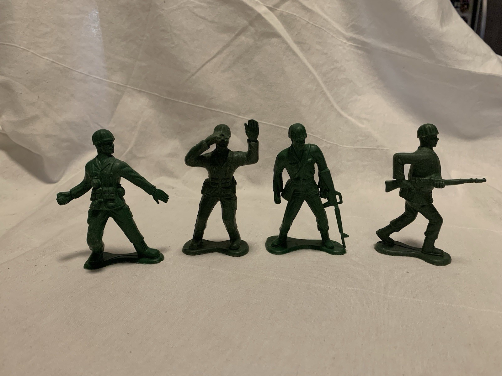 Lot Of Four 4 Inch Army Figures