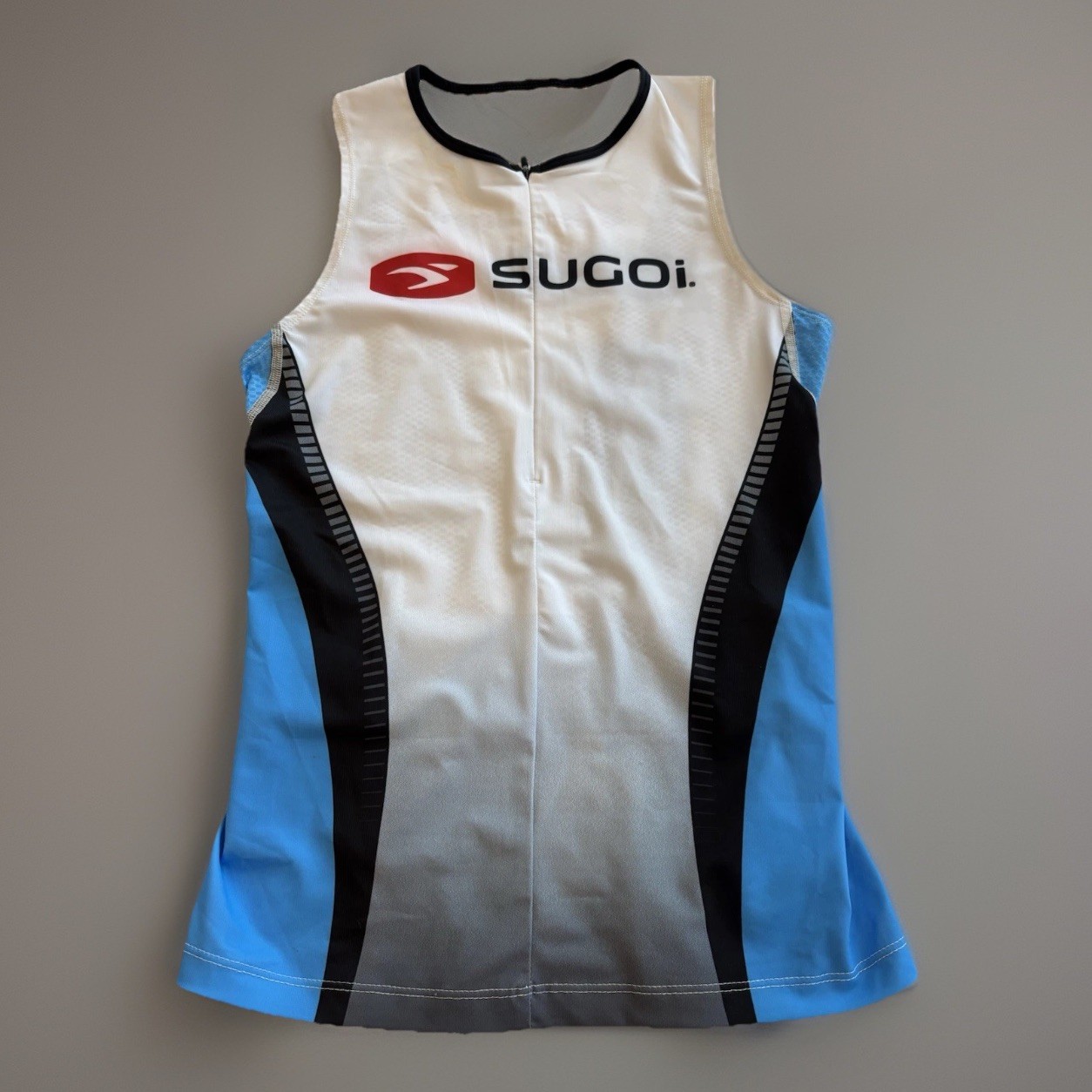 NWOT SUGOi Stretch Black/White/Blue Turbo Tri Cycling Biking Tank Top Medium Zip