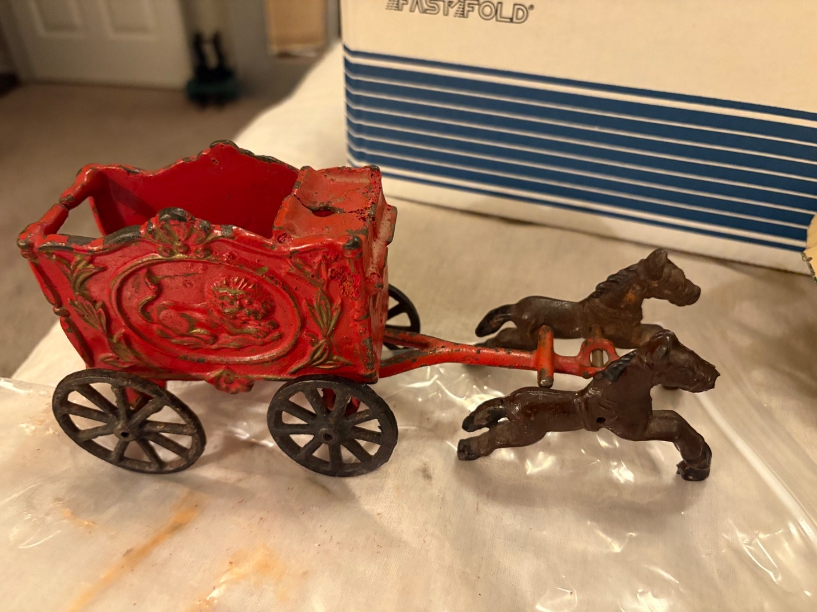 Vintage Cast Iron Horse Drawn Red Lion Circus Wagon With 2 Horses