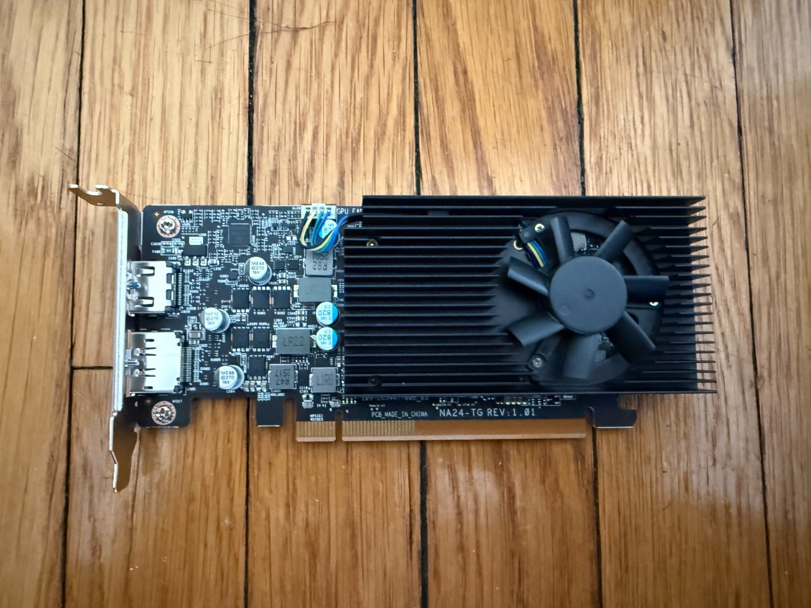 Low Profile HP AMD Radeon RX 6400w/AI Memory 4GB DDDR6 M99977-001  Graphics Card