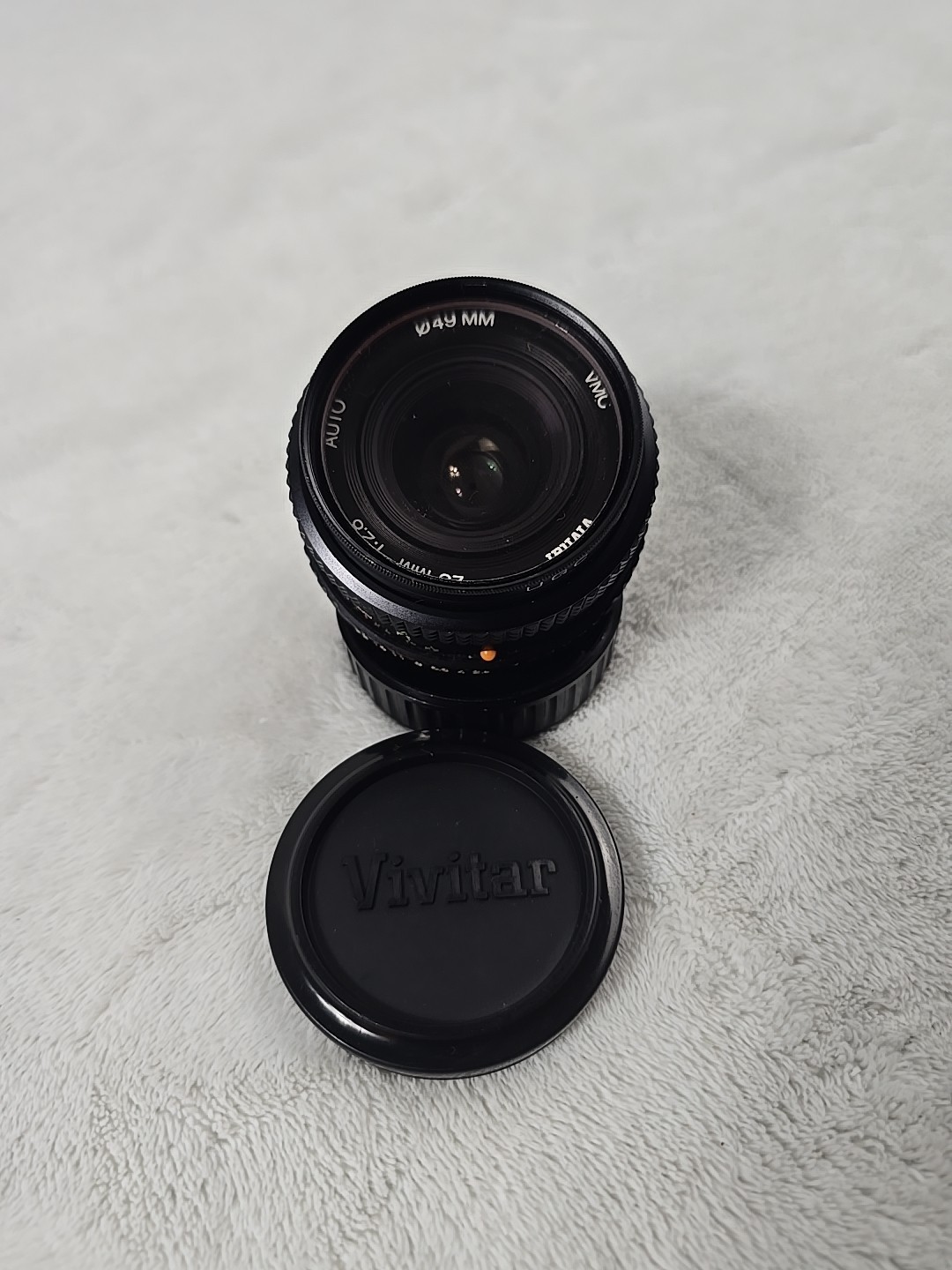 VIVITAR 28MM 1:2.8 WIDE ANGLE MC LENS W/ BOTH CAPS