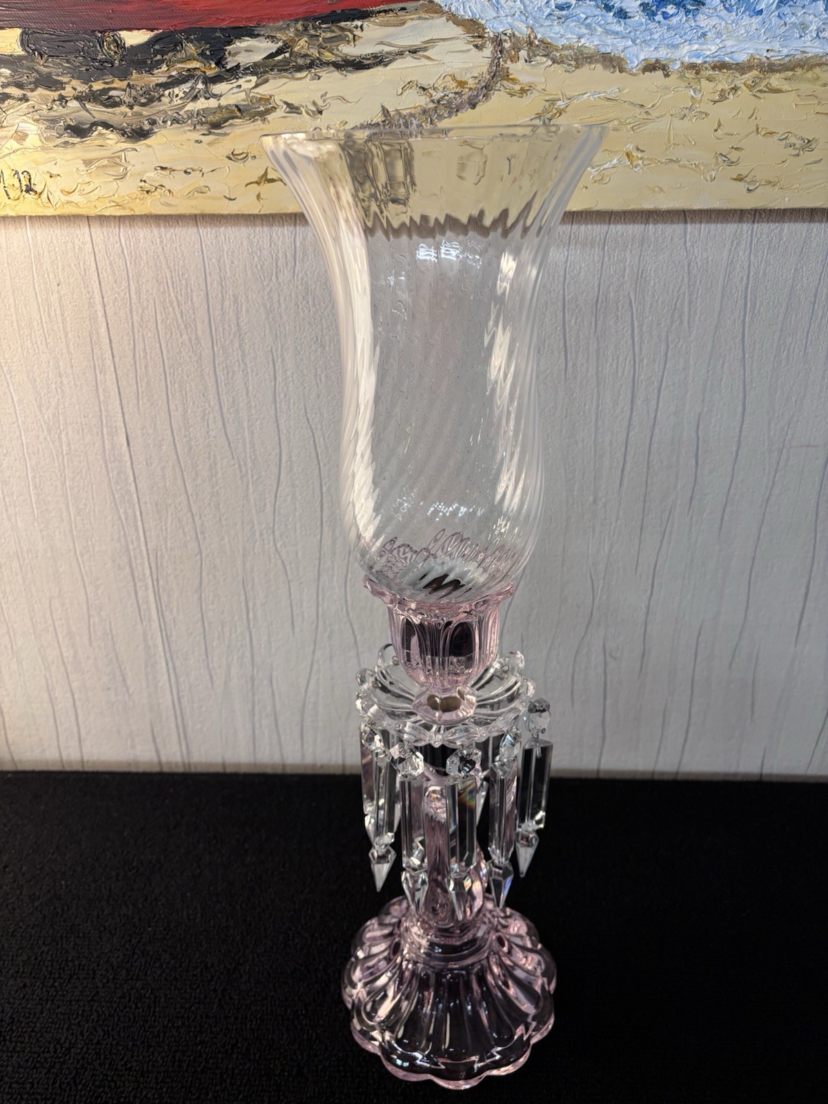 Bougeoir rose en cristal Portieux ?