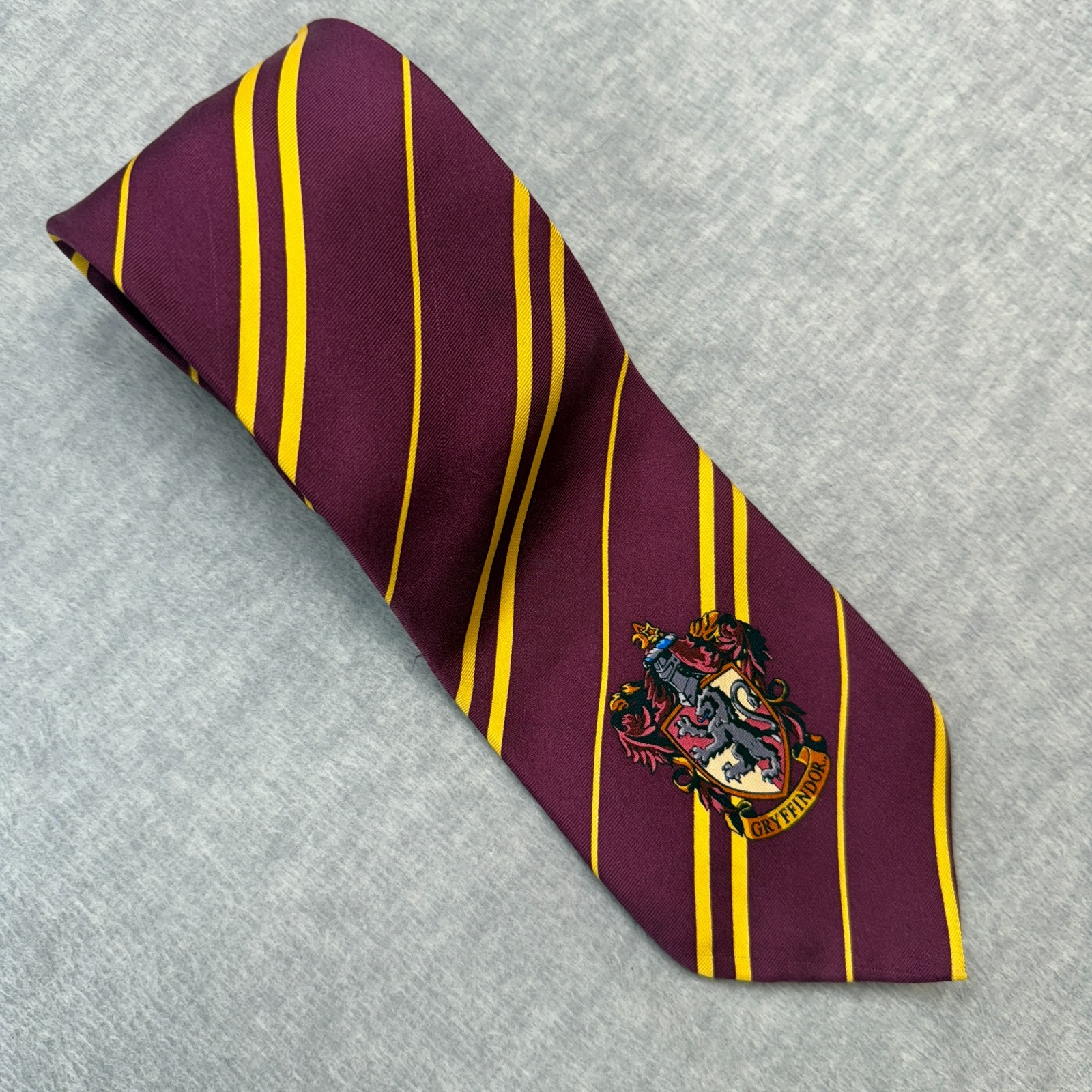Harry Potter Gryffindor Neck Tie Maroon Gold Striped Crest Halloween Cosplay