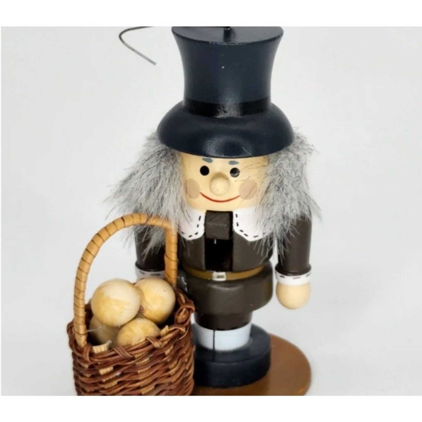 Zim's Wooden 1996 Pilgrim Nutcracker with Basket Holiday Tree Ornament Vintage