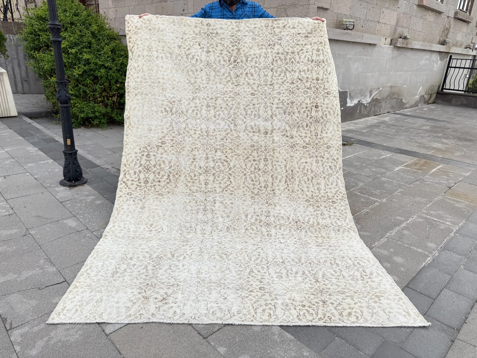 Vintage Oushak Rug 5.6x8.3 ft Neutral Beige Muted Floral Distressed Turkish Rug