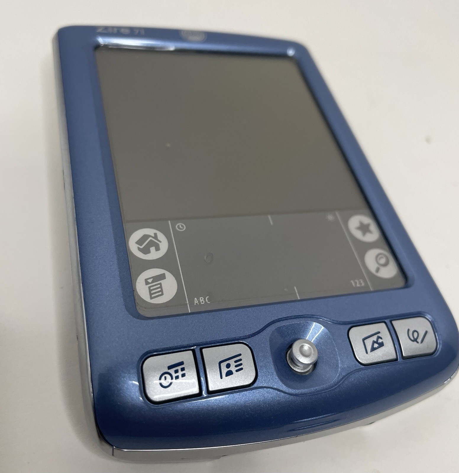 Palm Pilot Zire 71 UNTESTED No Charger W/Stylus Blue Personal Digital Assistant