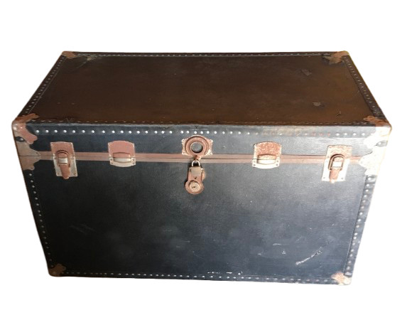 Antique Wood Metal Steamer Trunk Coffee Table Storage Box SHIPPING AVAILABLE