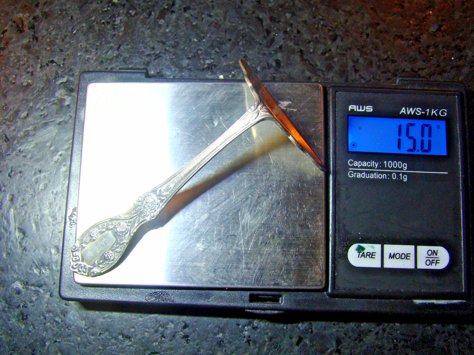 VINTAGE ? HALLMARK ?  925 STERING SILVER 3.25" FOOD PUSHER CHILD'S 15 GRAMS