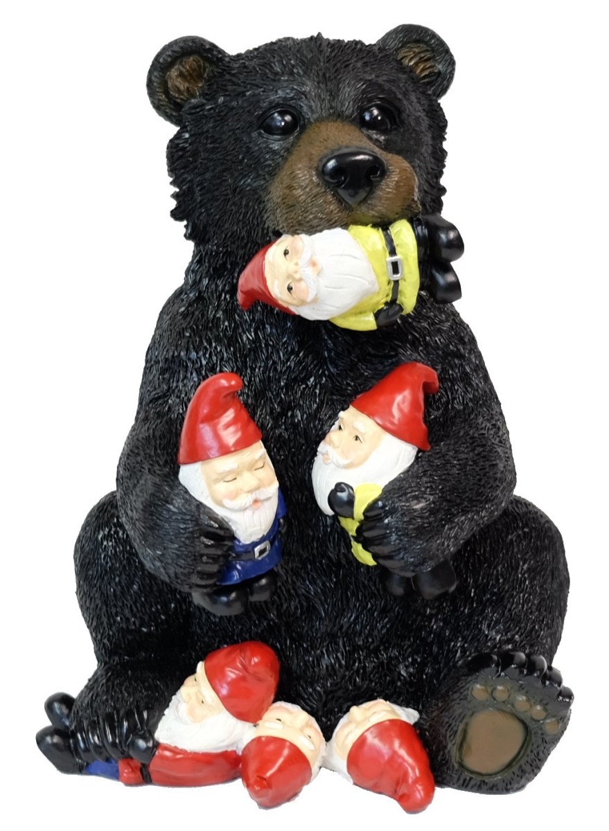 De Leon Collections 10891 Bear Figurine With Gnomes