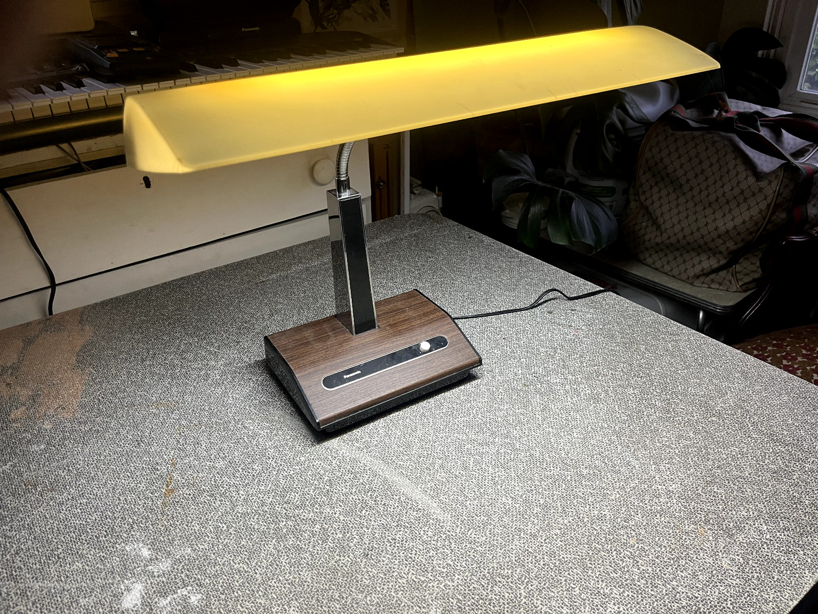Panasonic Gooseneck Fluorescent Desk Lamp FS287E Mid Century Mod Japan Woodgrain