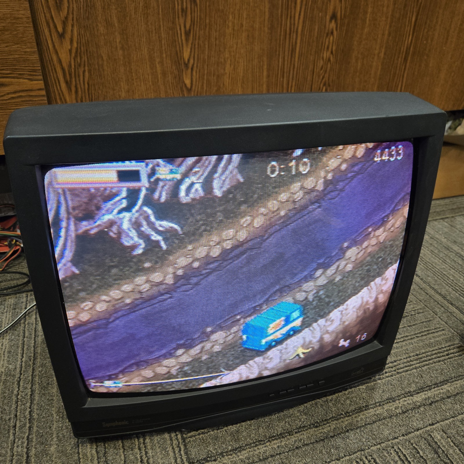 Symphonic 19 Inch CRT TV Retro Gaming B-19WM Tested Working Coax Only