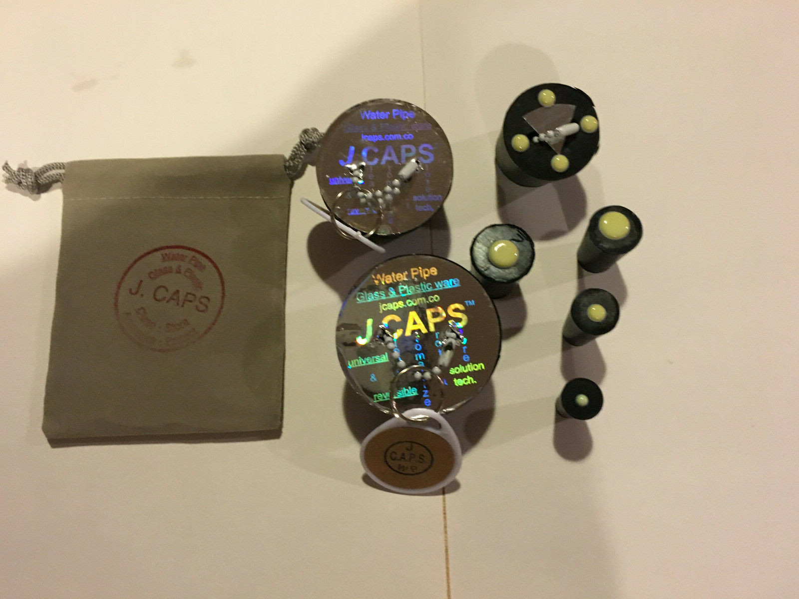  CAPS FOR CLEANING  & STORING BONGS