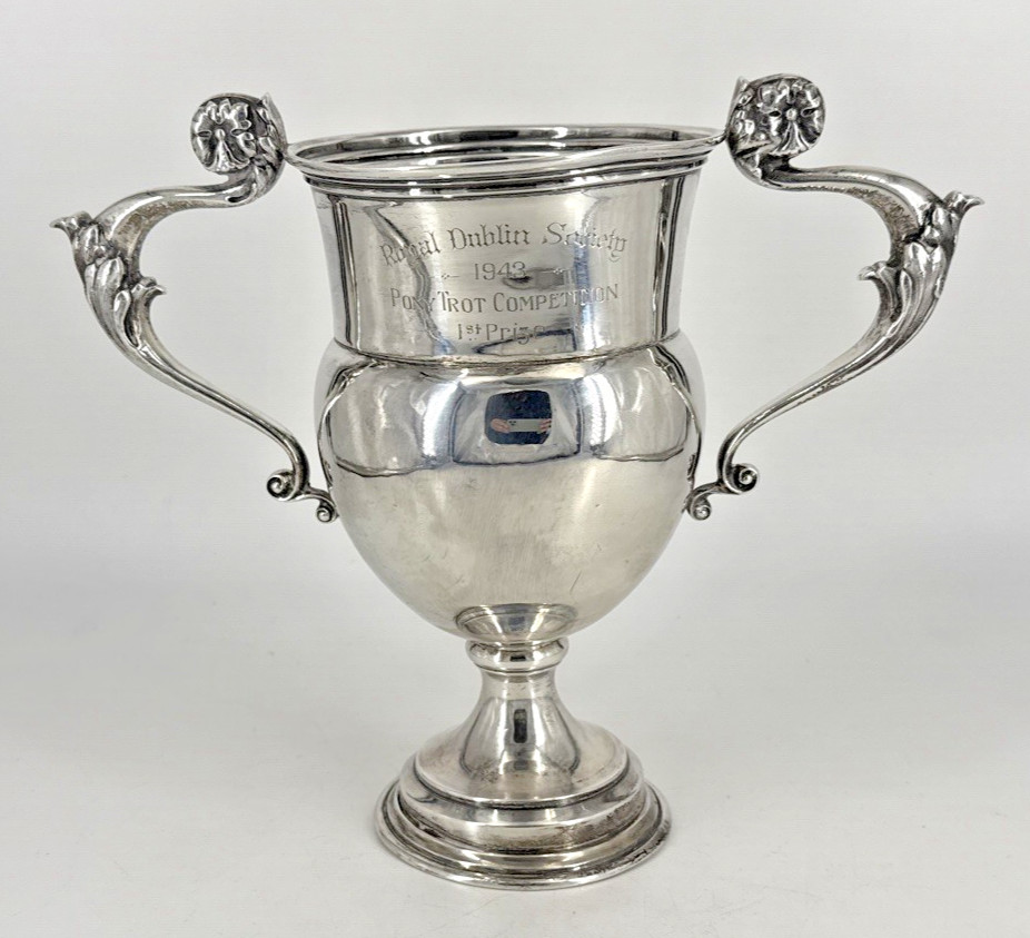 Irish Silver Trophy - Dublin Royal Society - 1943 Pony Trot Competition - 403 Gr