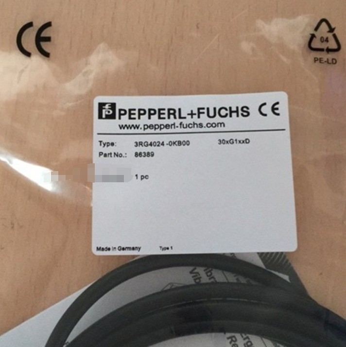 1PC New (P+F) 3RG4024-0KB00 Proximity Switch #ju