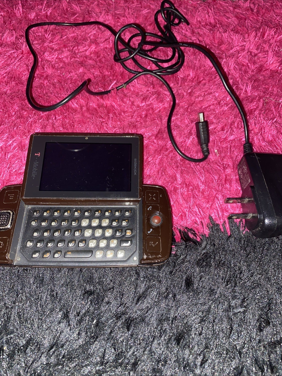 Vintage 2007 T-Mobile Sidekick LX Sharp Cell Phone, Brown For Parts Charger