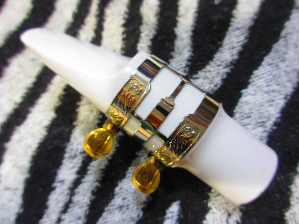 Mouthpiece for Alto Saxophone OJ5 White Quick Jazz + Original Ligature Good