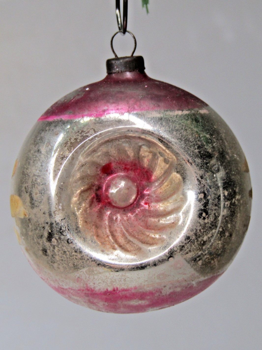 Vintage Glass Embossed SPIRAL Double Indent Drop Christmas Ornament Japan
