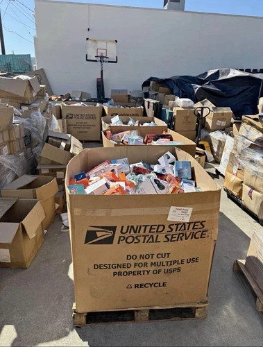 Large Mixed Retail Goods Lot – Total Value