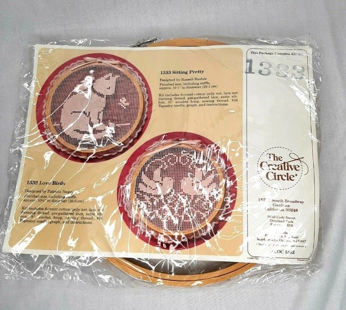 1986 Sitting Pretty 1332 Embroidery Cat Kitten Creative Circle Kit NEW Unopened