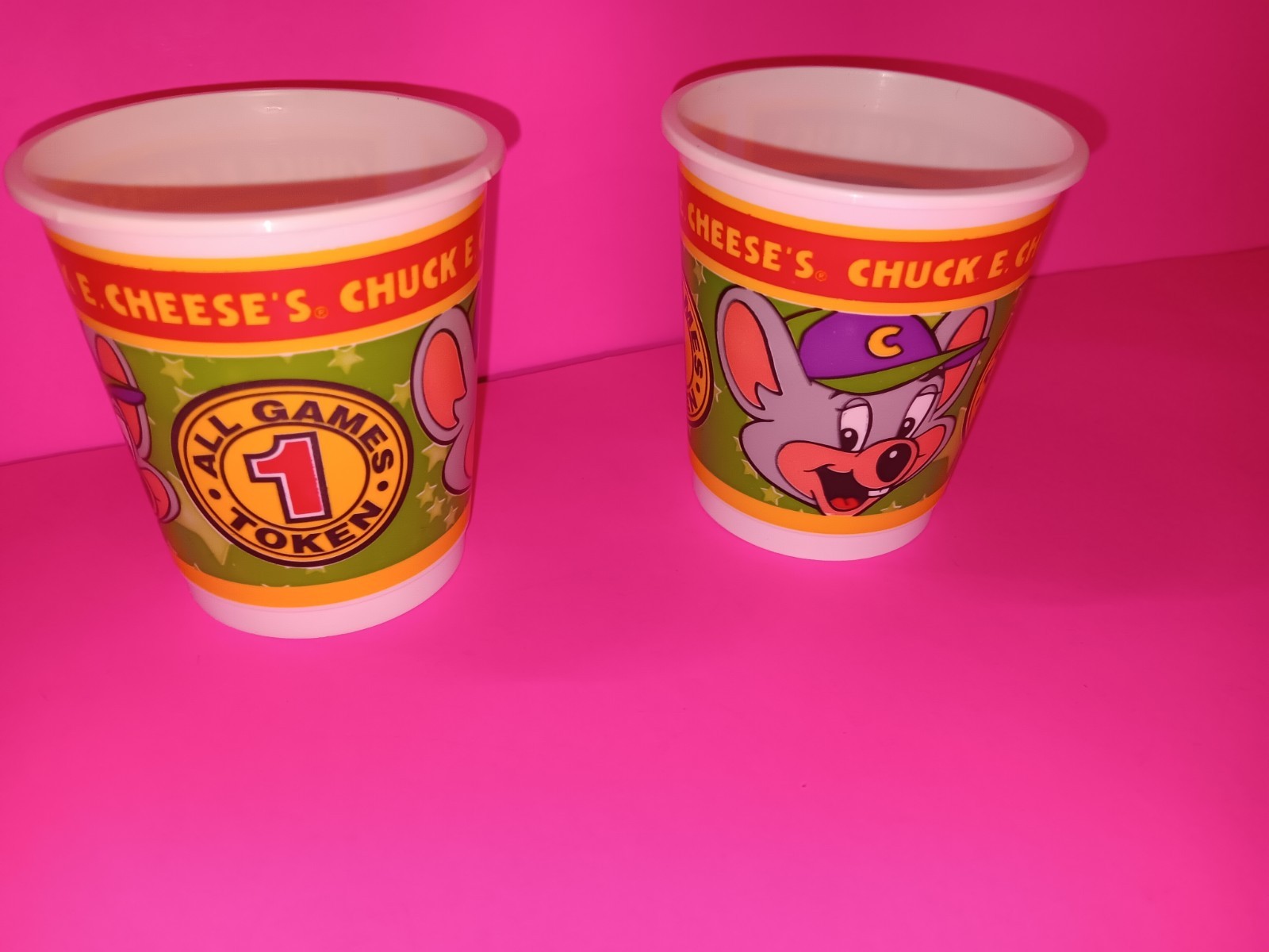 2004 Chuck E Cheese Token Cups Lot of 2 Excellent Condition 