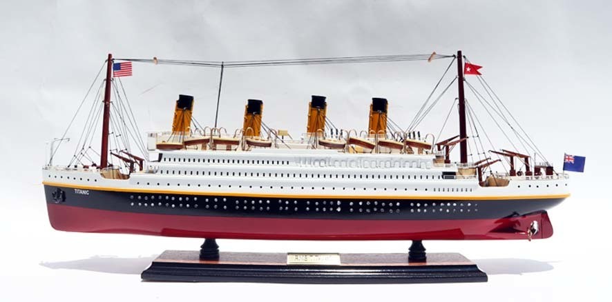 Beautiful Titanic 60cmL Wooden Precision Completed