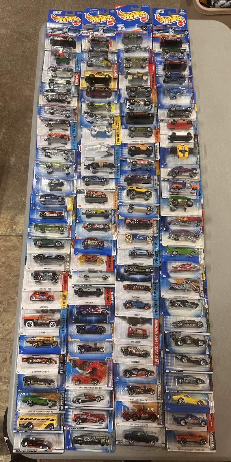 MIXED LOT 100 HOT WHEELS DIE CAST CARS 90s-2015 MIX CARDED READ
