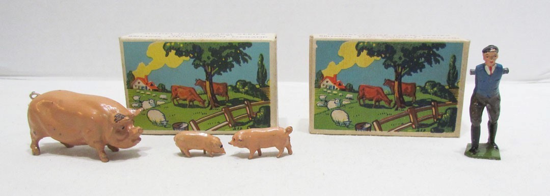 BRITAINS FARM 1950's LEAD FIGURE SETS W/ BOX 5024 PIGS 5032 ROLLER ~ INCOMPLETE