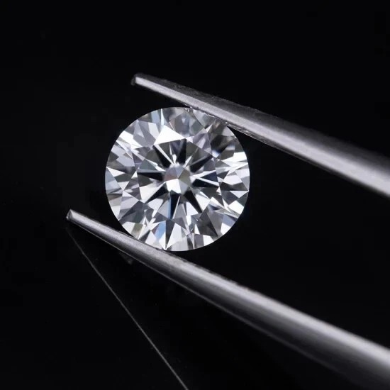 4 Ct Lab Grown Brilliant Round Cut Diamond Natural D Color VVS1 Certified