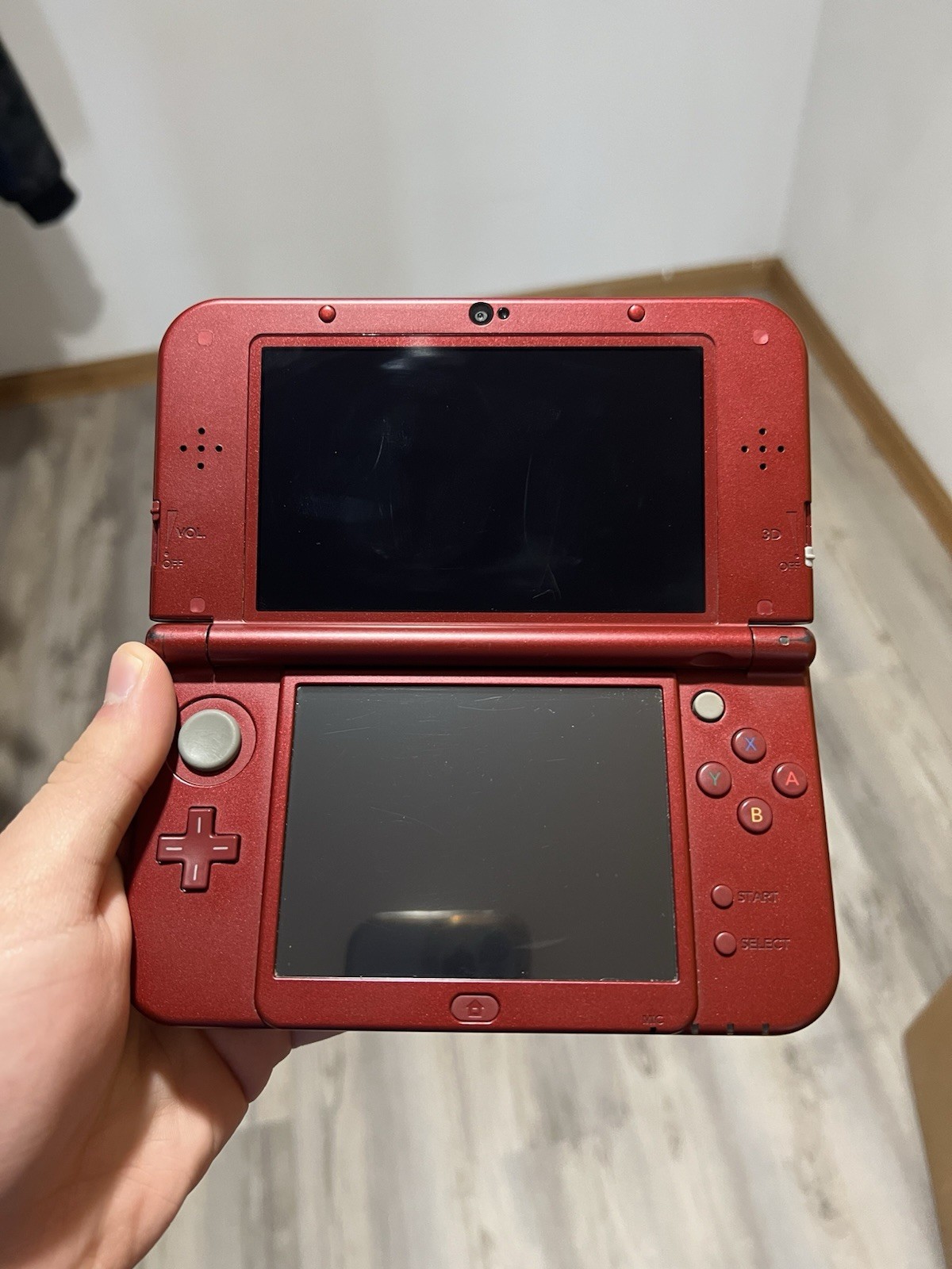 New Nintendo 3DS XL Red Handheld System with IPS Screen
