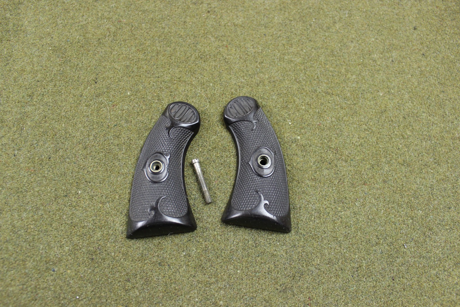 Authentic Colt Police Positive Vintage Factory Original Grips 90%