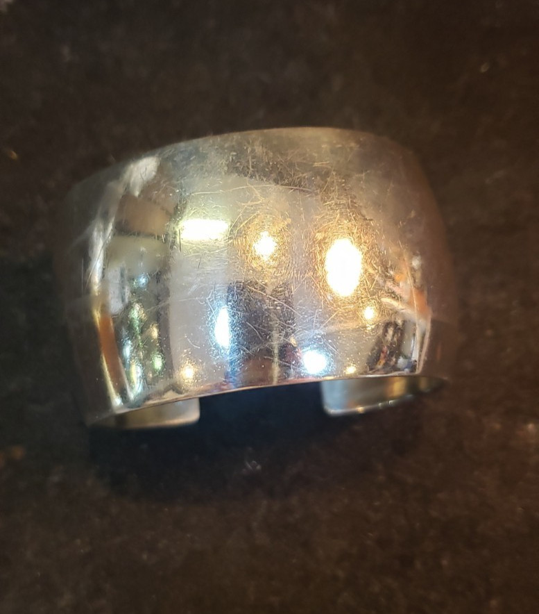 Native American Navajo sterling silver cuff, signed Wt: 88g RK-205