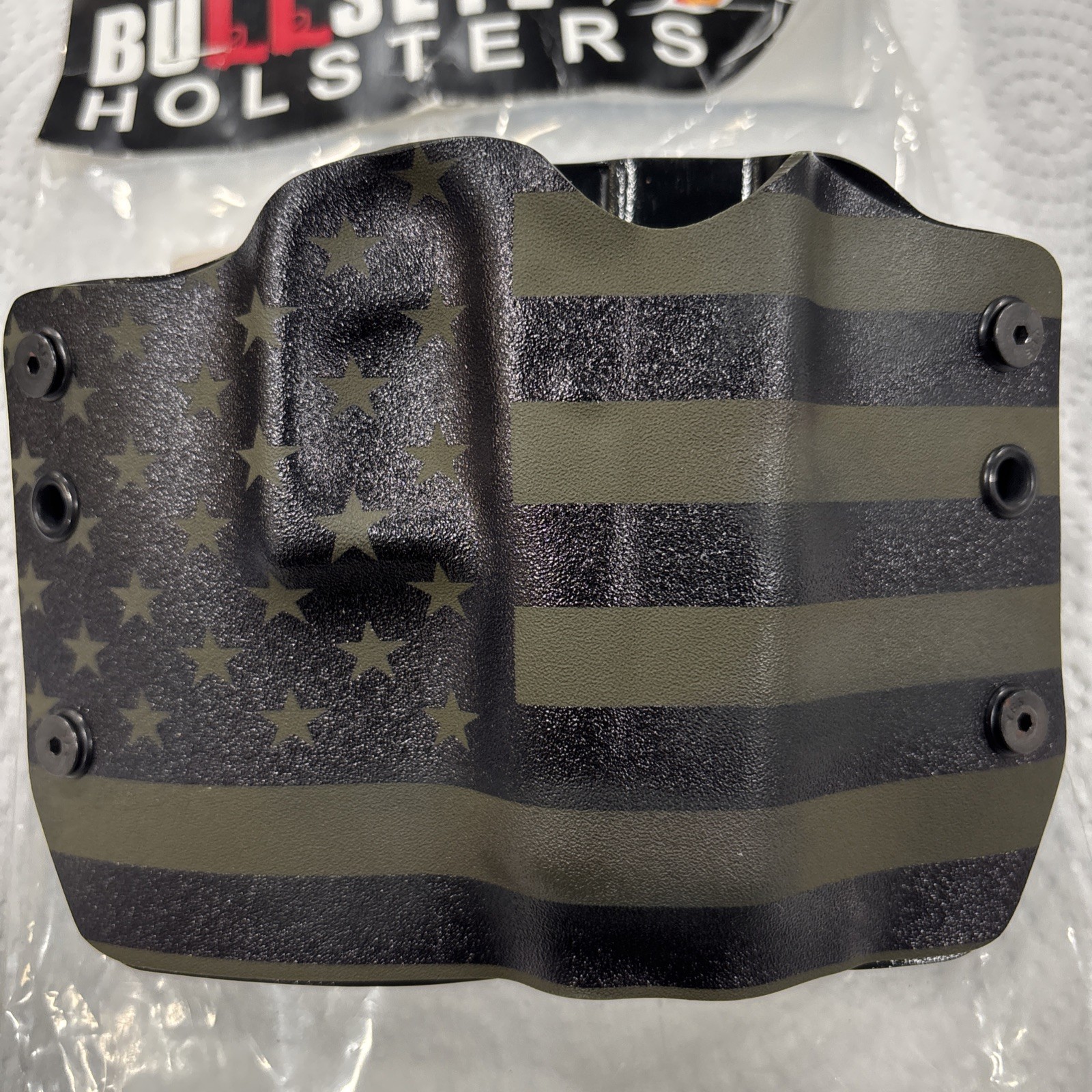 Glock 42 RH - OWB Kydex Holster - Black & Green American Flag pattern 
