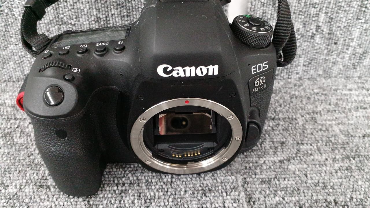 Canon EOS 6D Mark II DSLR Camera Body 26MP Full Frame Used From Japan