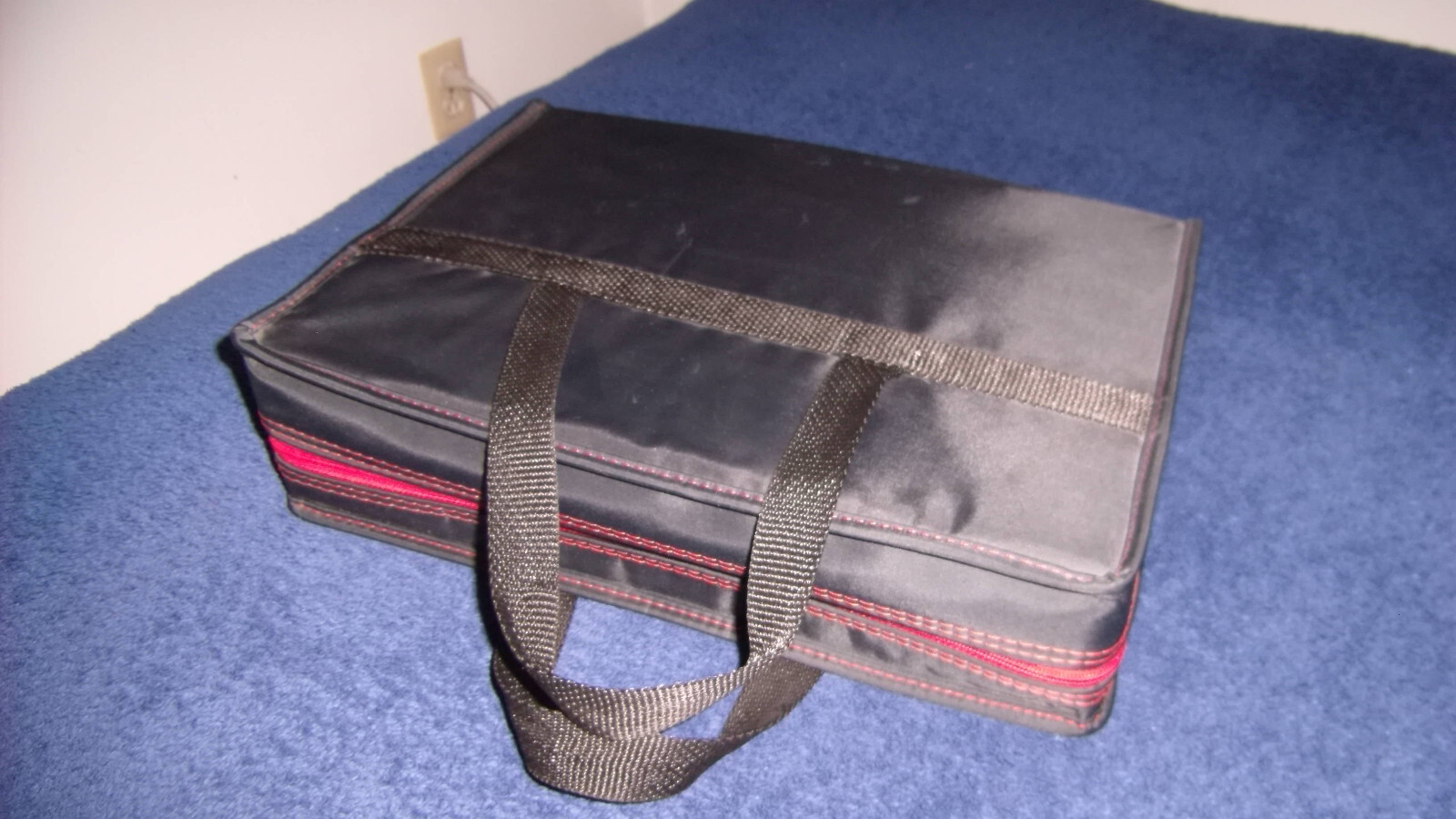 30 Cassette Tape Holder with Handle, Black Color, Carrying Case