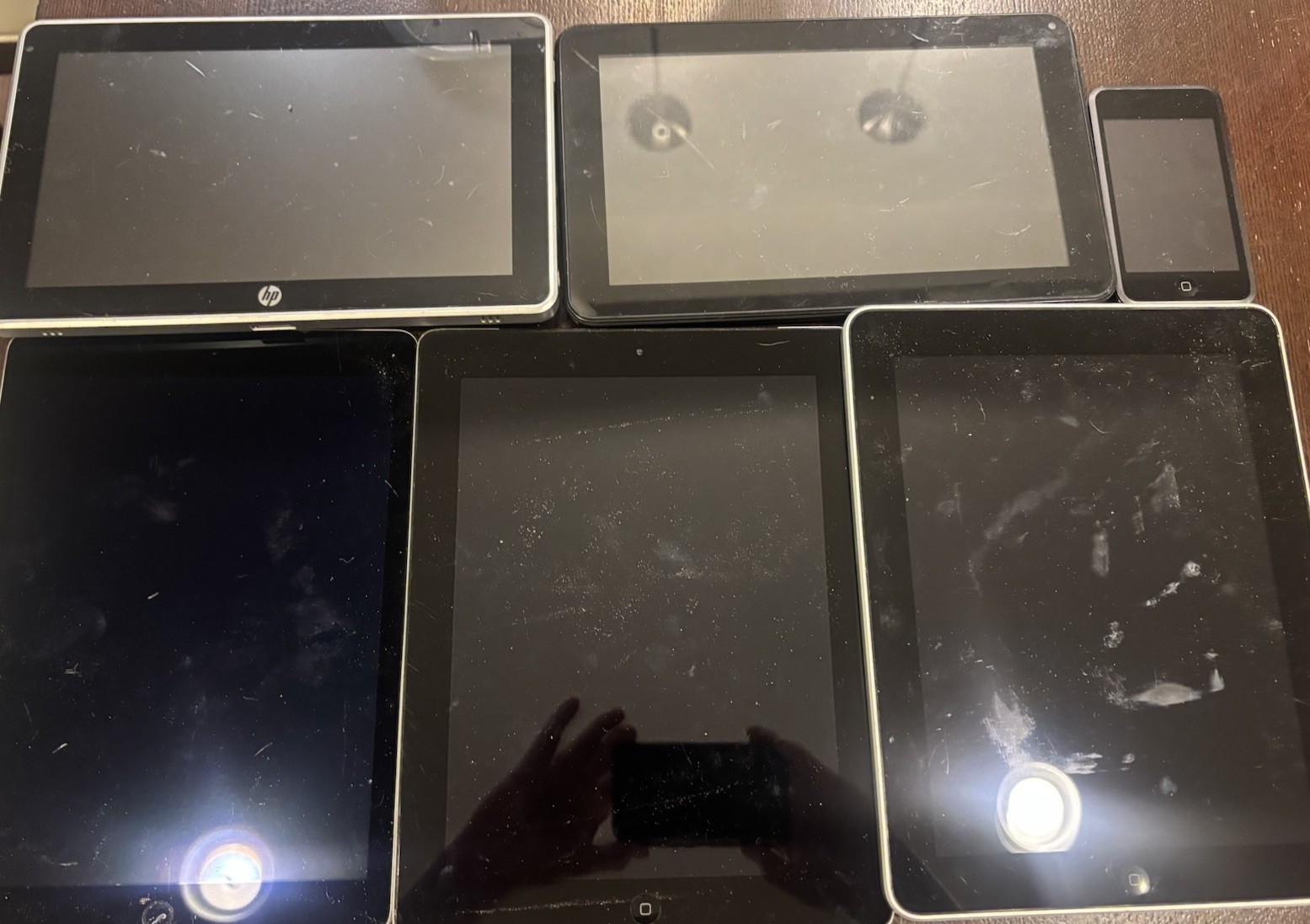 iPad,IPod,Hp,RCA, iPhone  Lot Of 6 ~ Parts/Repair