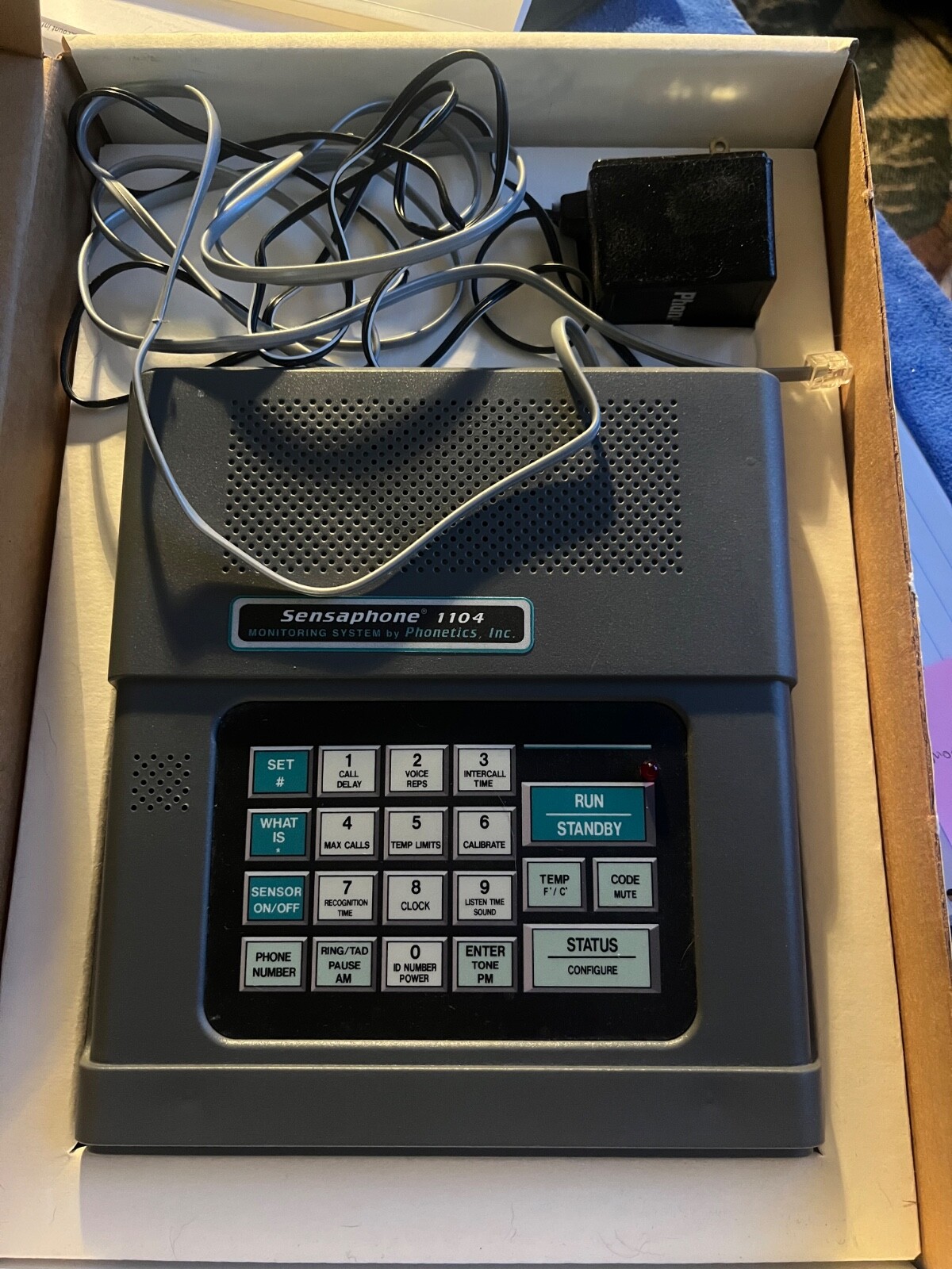 phonetics sensaphone 1104. New in box. Needs analog connection