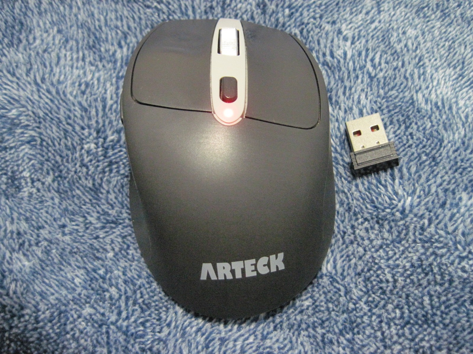 Arteck Wireless Mouse 2.4G USB Wireless Ergonomic Optical Recharge with Reciever