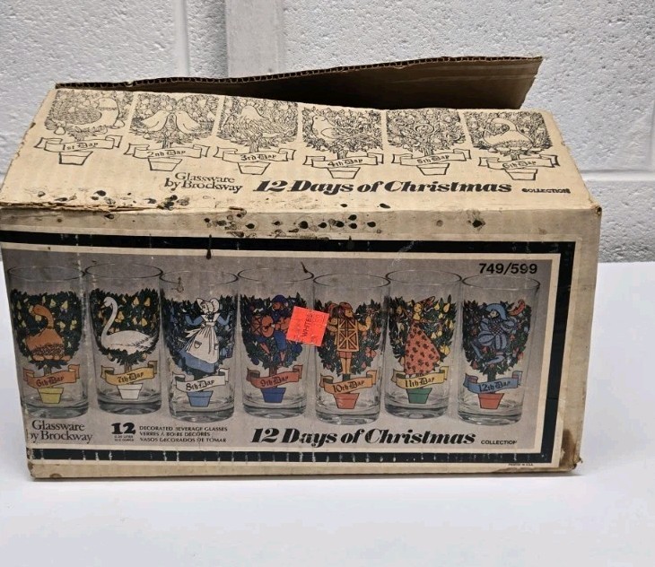 Vtg. Anchor Hocking 12 Days of Christmas 12 oz. Glasses W/Org. Box