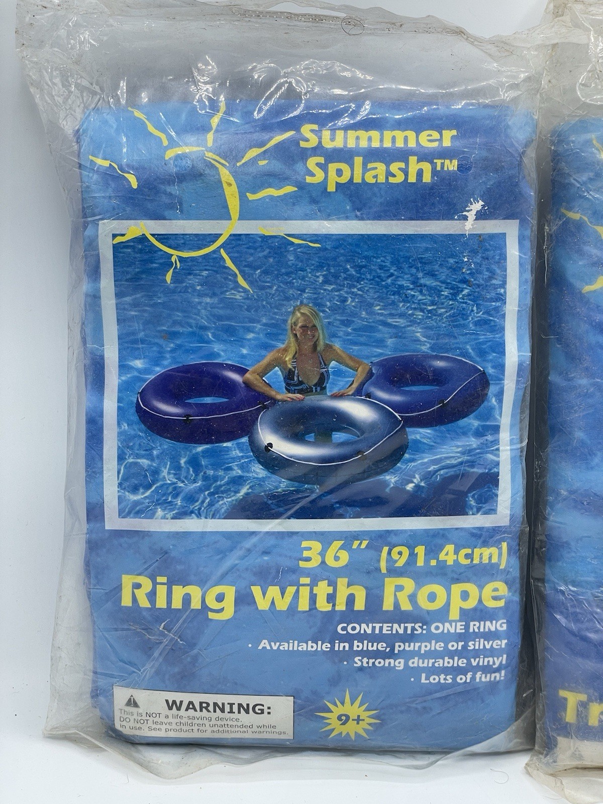 Vintage Deadstock  Summer Splash 36” Ring with Rope Inflatable Pool Float